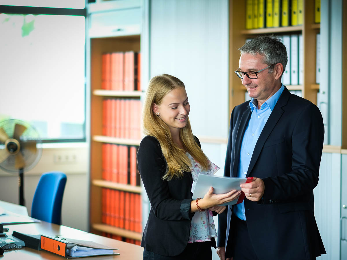 Karriere Fortbildung und Weiterbildung bei helag-electronic Nagold